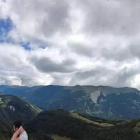 Avec Belle Vue Proche Du Genin Echallon
